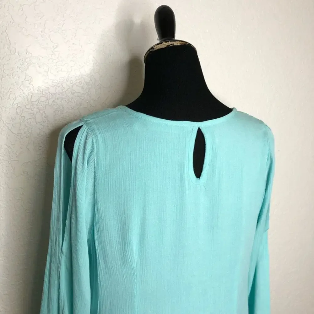 Soft Surroundings light blue cold shoulder shift dress size Petite Medium PM